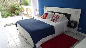 photos location vacances bed breakfast Lomener chambre calme et reposante